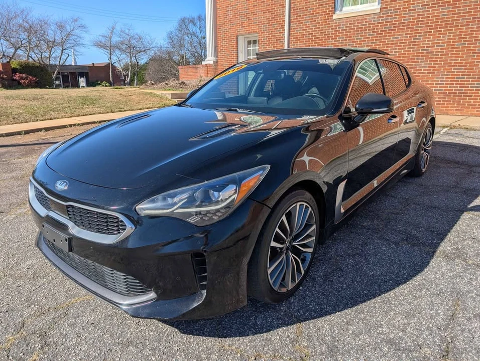 2019 Kia Stinger - Image 4 of 19