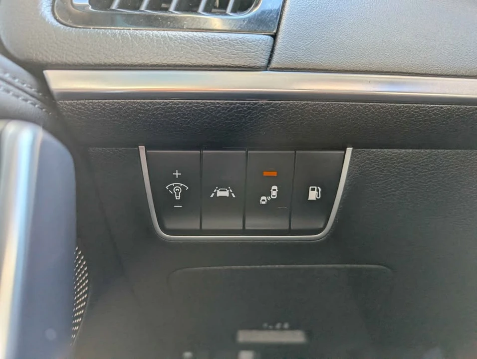 2019 Kia Stinger - Image 12 of 19
