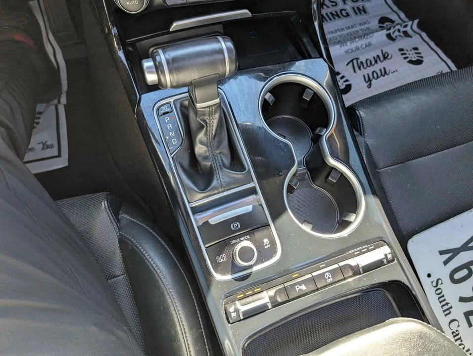 2019 Kia Stinger - Image 17 of 19