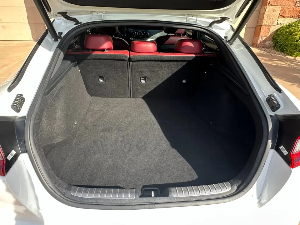 2019 Kia Stinger - Image 5 of 15