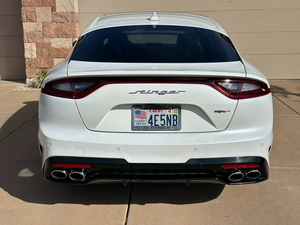 2019 Kia Stinger - Image 4 of 15