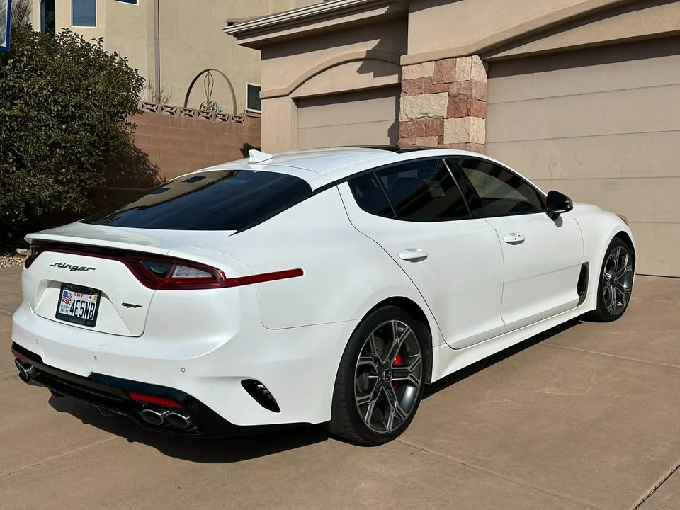 2019 Kia Stinger - Image 13 of 15