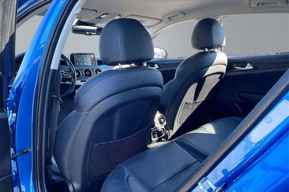 2019 Kia Stinger - Image 19 of 20