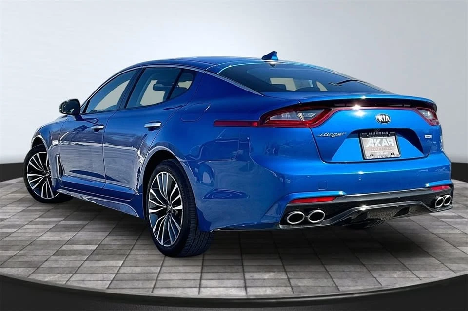 2019 Kia Stinger - Image 7 of 20