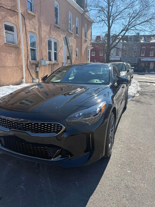 2019 Kia Stinger - Image 4 of 8