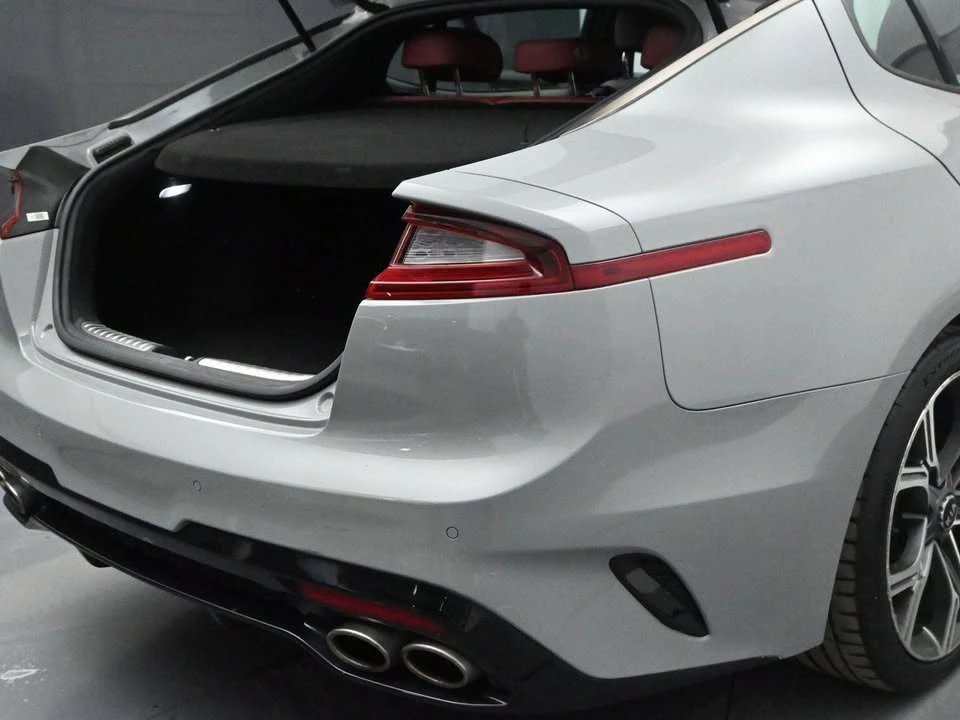 2019 Kia Stinger GT - Image 15 of 20