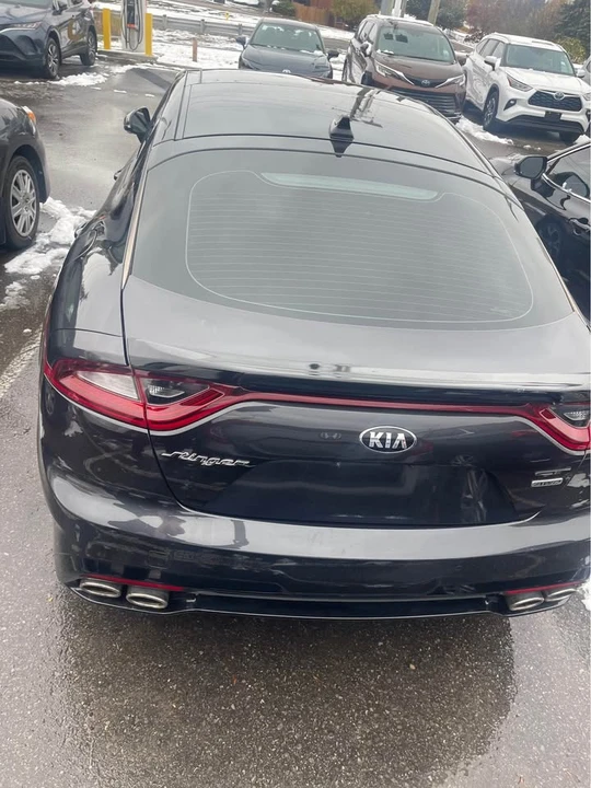 2019 Kia Stinger - Image 3 of 10