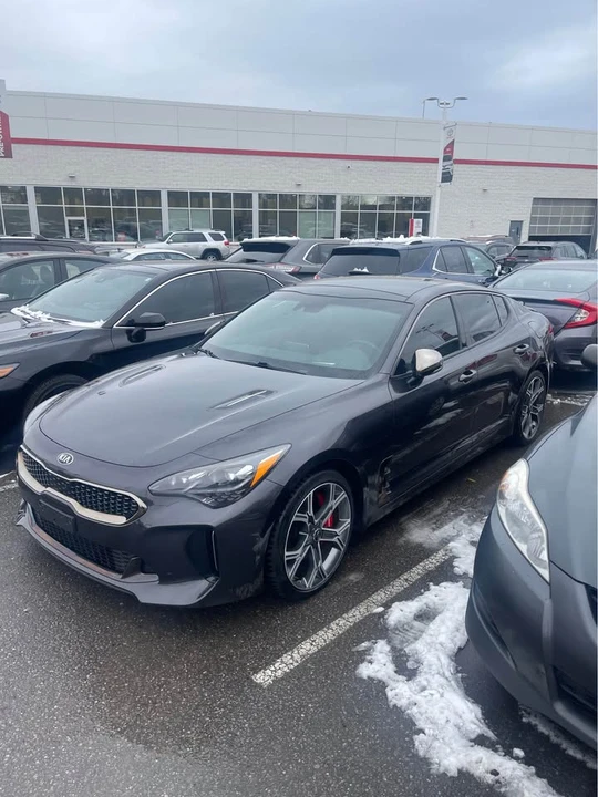 2019 Kia Stinger - Image 9 of 10
