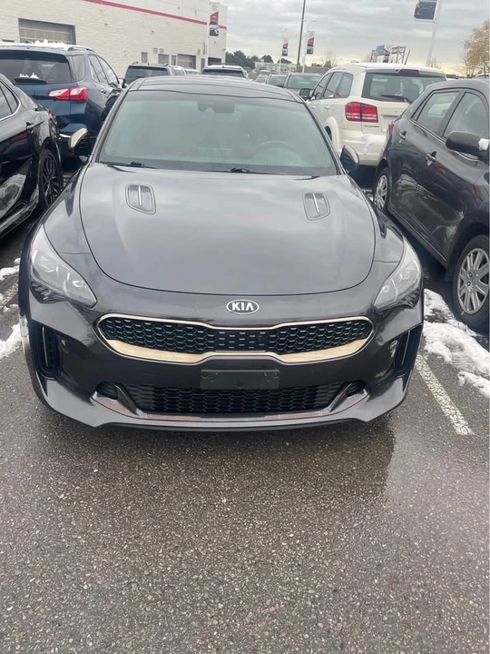 2019 Kia Stinger - Image 2 of 10