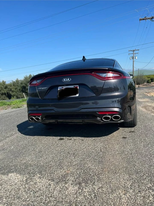 2019 Kia Stinger - Image 4 of 11