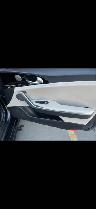 2019 Kia Stinger - Image 7 of 11