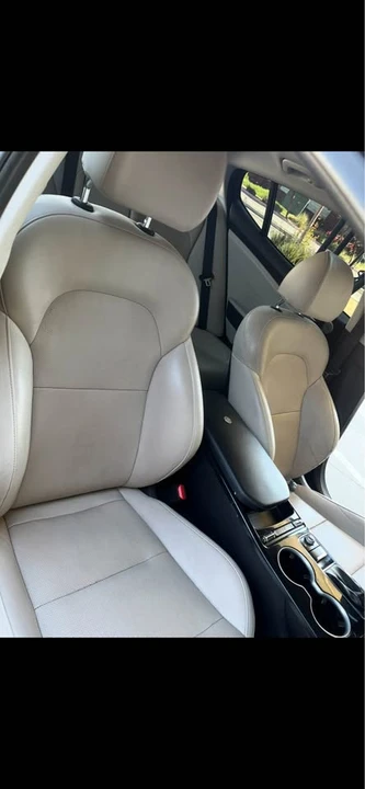 2019 Kia Stinger - Image 6 of 11