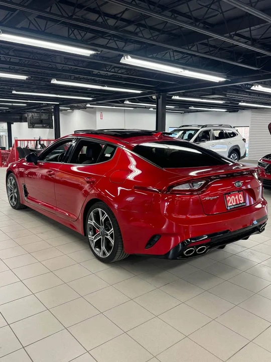 2019 Kia Stinger - Image 7 of 11