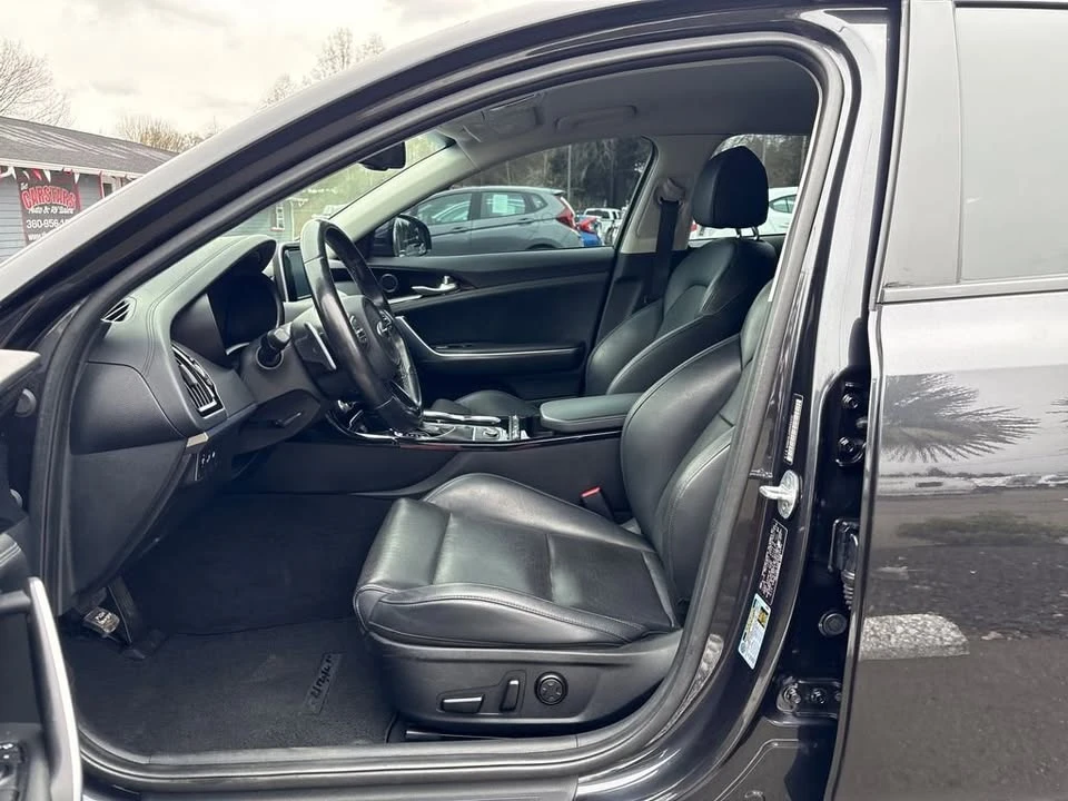 2019 Kia Stinger - Image 14 of 15