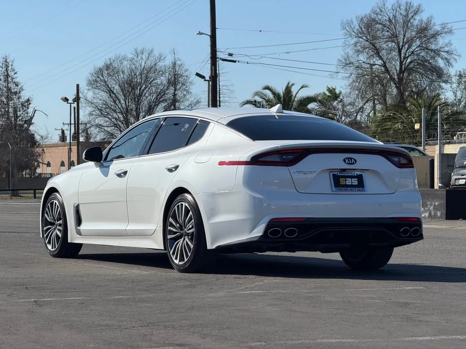 2019 Kia Stinger - Image 8 of 20