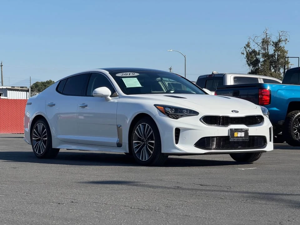 2019 Kia Stinger - Image 4 of 20