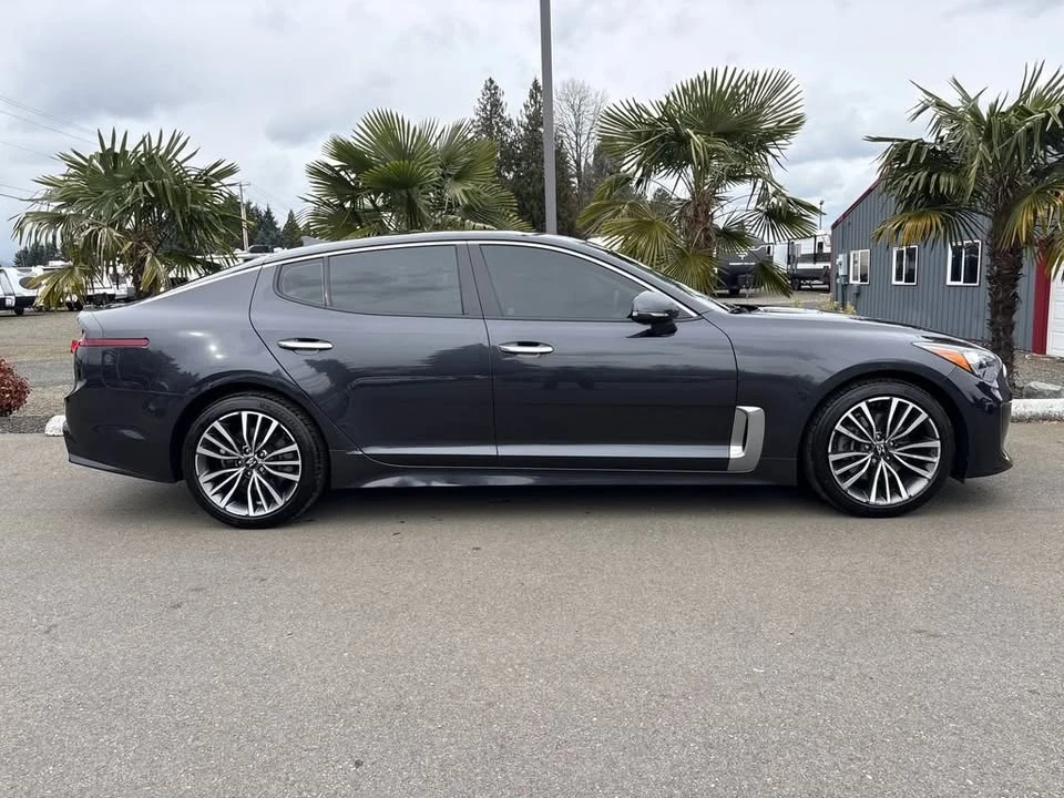 2019 Kia Stinger - Image 4 of 15