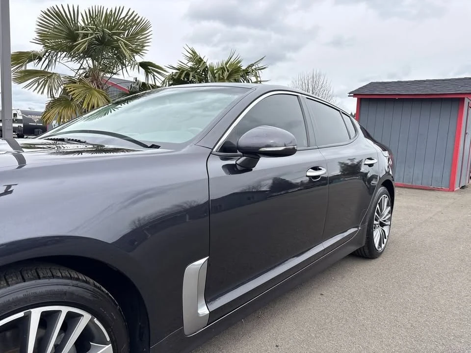 2019 Kia Stinger - Image 12 of 15