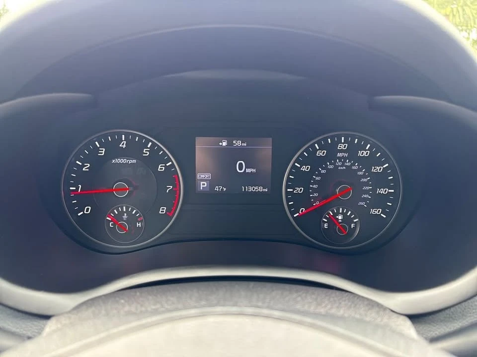 2019 Kia Stinger - Image 6 of 15