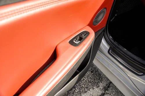 2019 Kia Stinger - Image 16 of 20