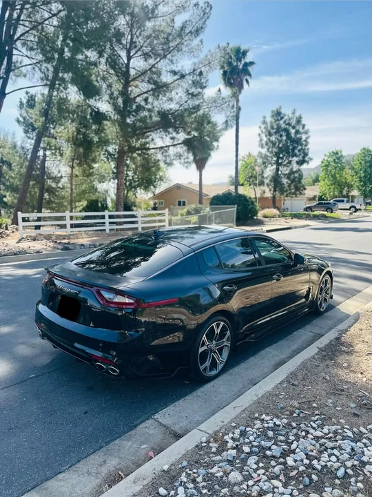 2019 Kia Stinger - Image 7 of 12