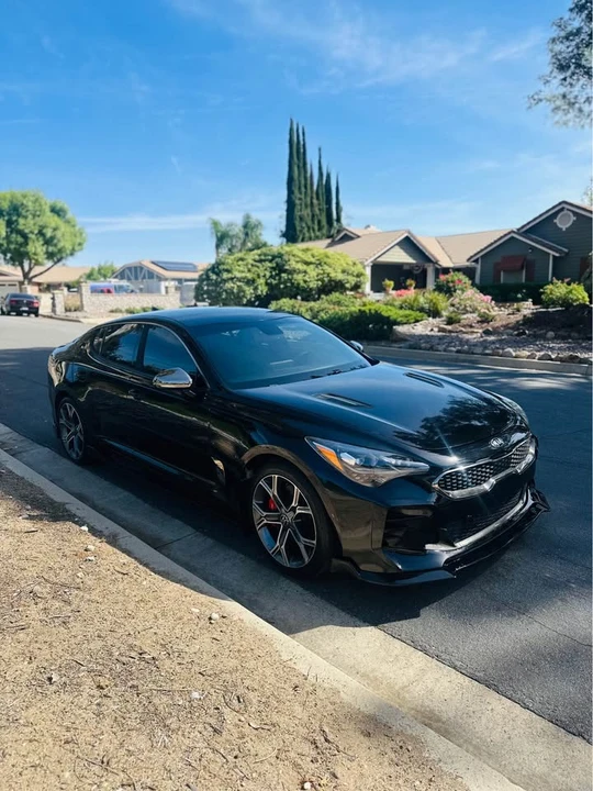 2019 Kia Stinger - Image 3 of 12