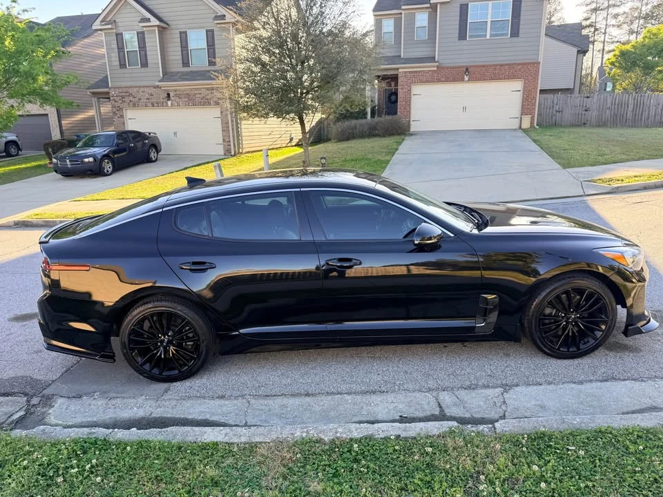 2019 Kia Stinger - Image 13 of 21