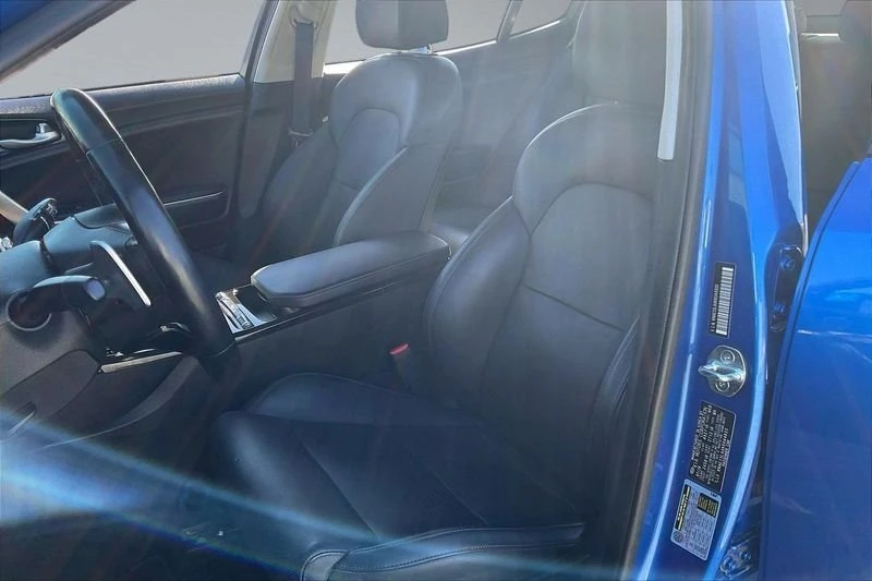 2019 Kia Stinger - Image 10 of 20