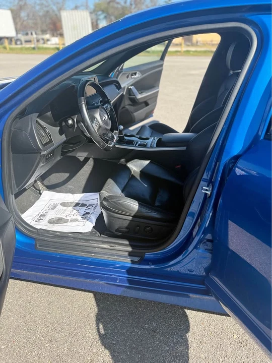 2019 Kia Stinger - Image 11 of 13