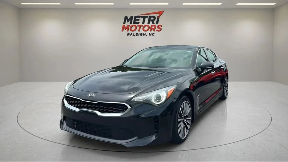 2019 Kia Stinger - Image 7 of 13