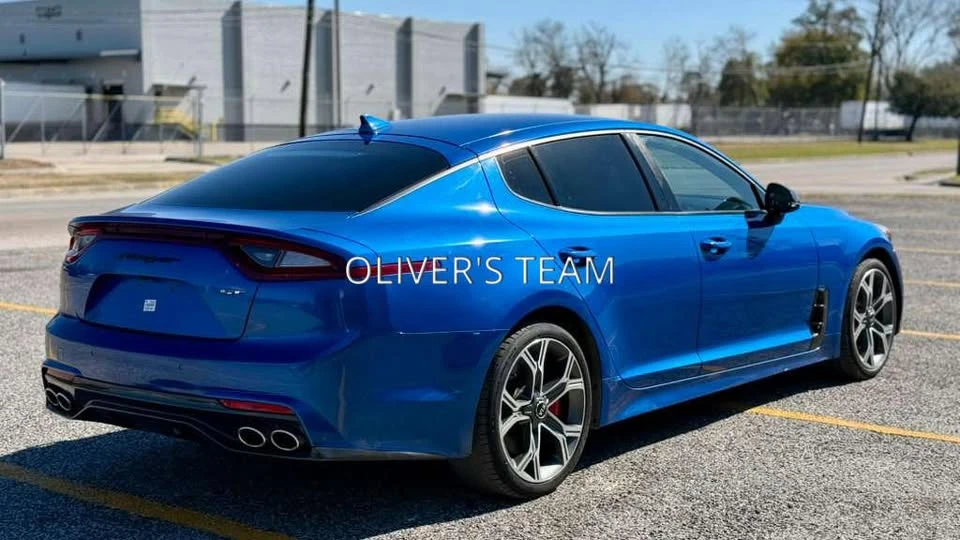 2019 Kia Stinger - Image 2 of 4