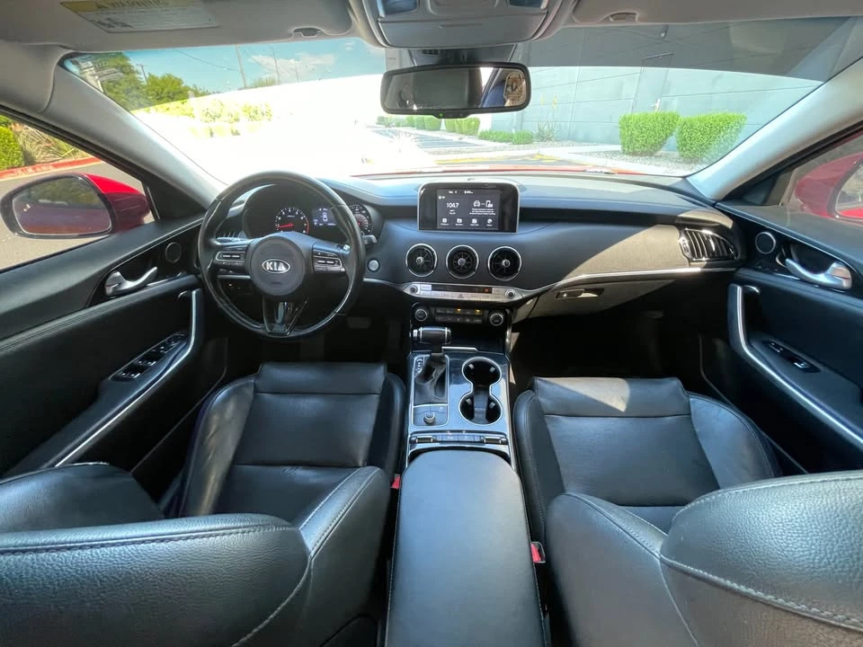 2019 Kia Stinger - Image 9 of 11