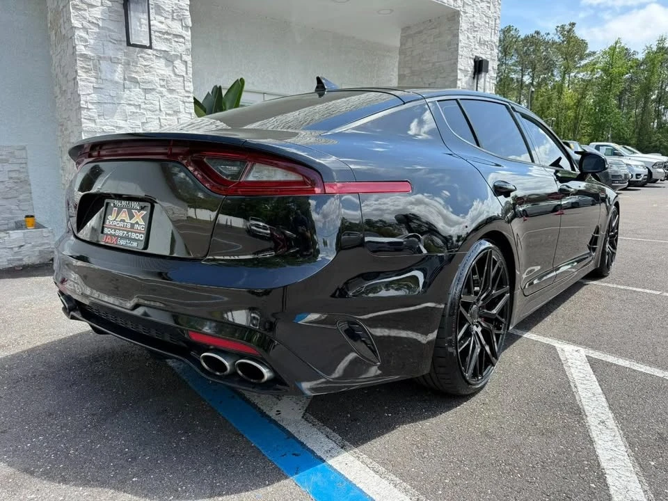 2019 Kia Stinger - Image 17 of 20