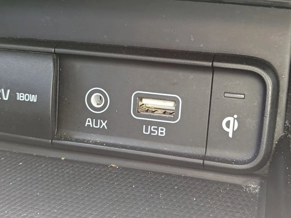2019 Kia Stinger GT - Image 18 of 20