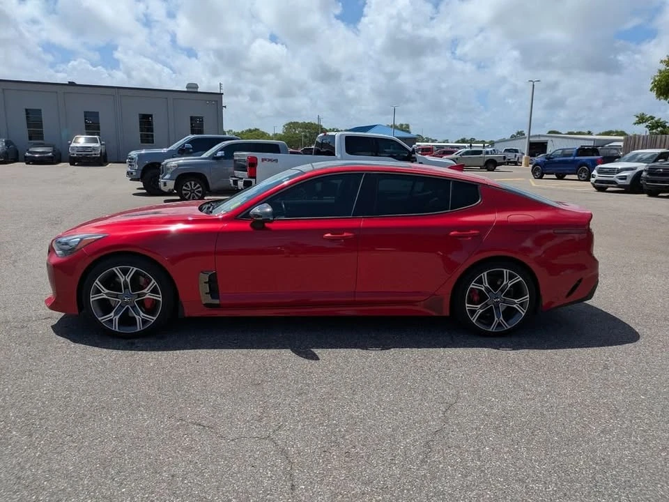 2019 Kia Stinger GT - Image 9 of 20