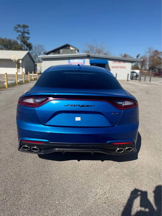 2019 Kia Stinger - Image 2 of 13