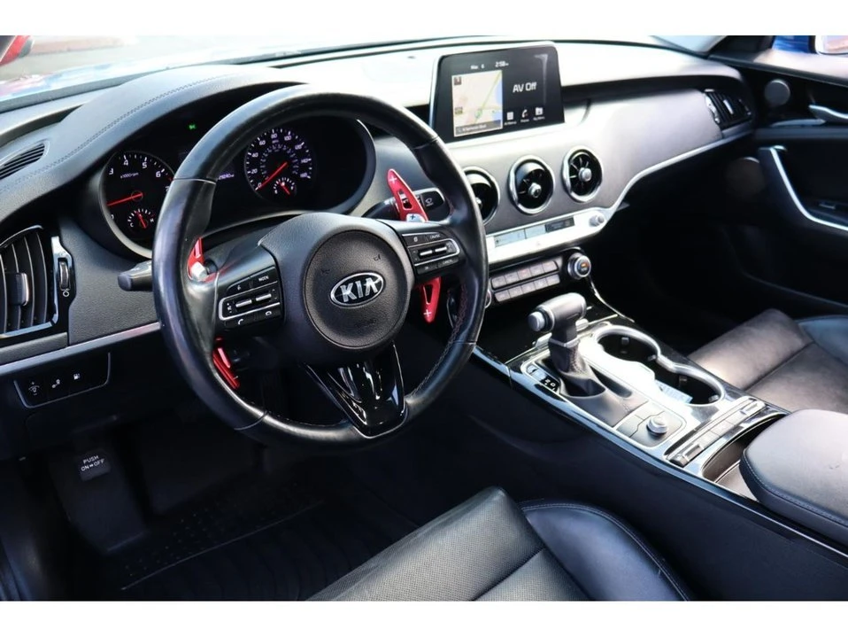 2019 Kia Stinger - Image 18 of 19