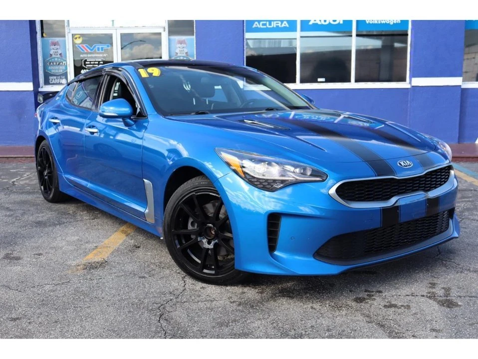 2019 Kia Stinger - Image 2 of 19