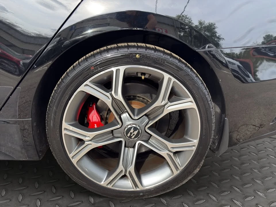 2019 Kia Stinger - Image 18 of 18