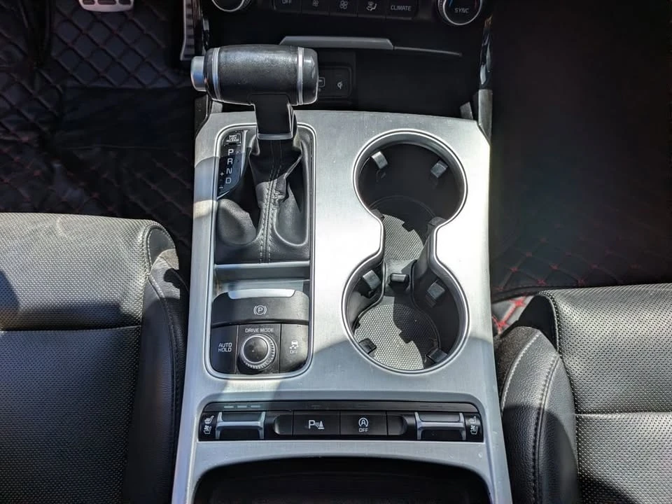 2019 Kia Stinger GT - Image 19 of 20