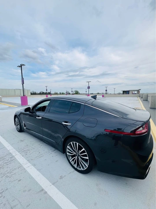 2019 Kia Stinger - Image 5 of 7