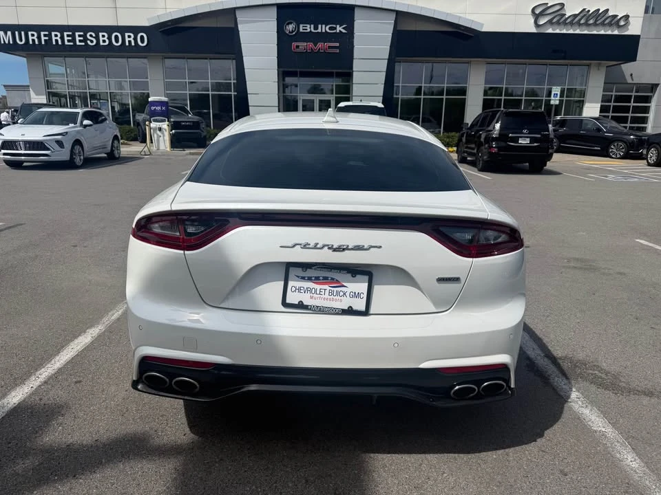 2019 Kia Stinger - Image 4 of 12