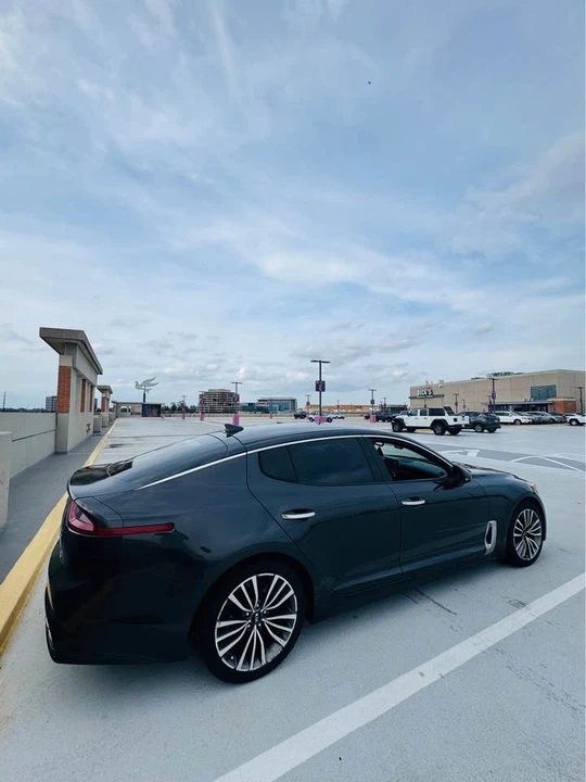 2019 Kia Stinger - Image 3 of 7