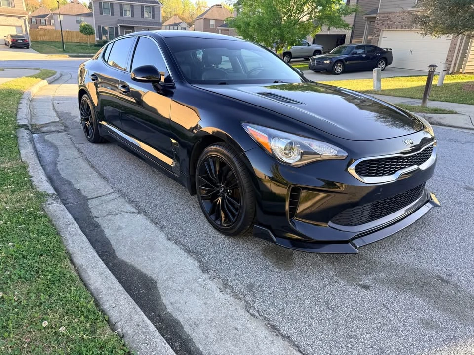 2019 Kia Stinger - Image 10 of 21