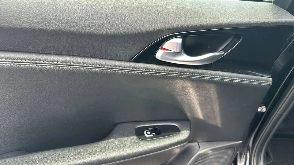 2019 Kia Stinger - Image 13 of 13