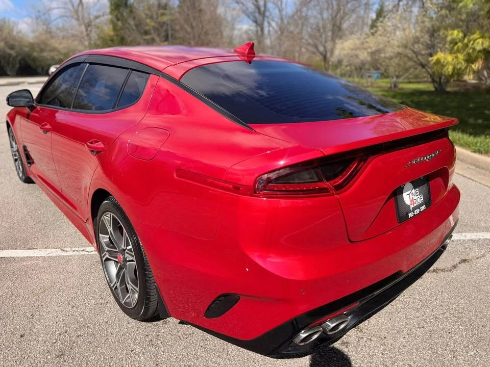 2019 Kia Stinger - Image 6 of 17