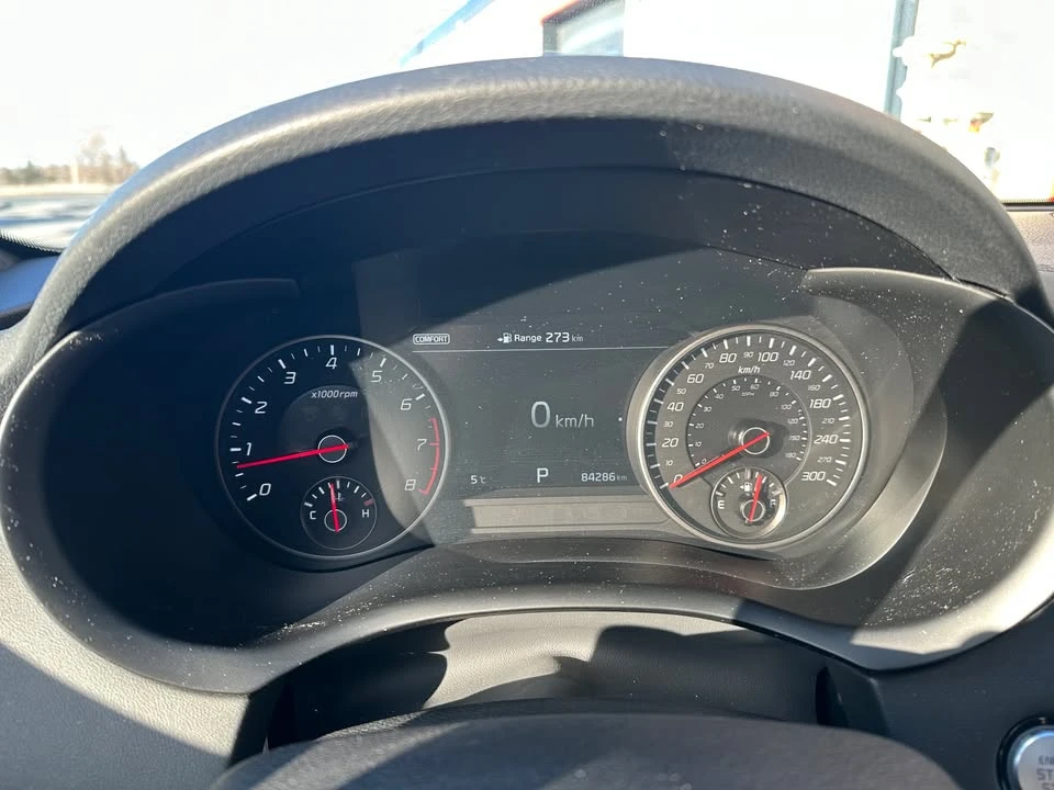 2019 Kia Stinger - Image 3 of 11