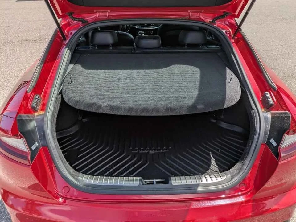 2019 Kia Stinger - Image 9 of 13