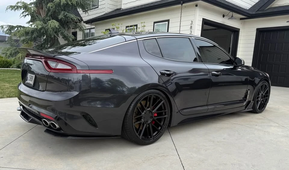 2019 Kia Stinger - Image 4 of 15