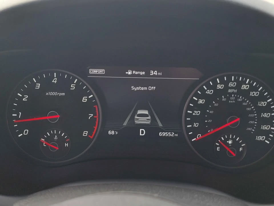 2019 Kia Stinger - Image 19 of 20